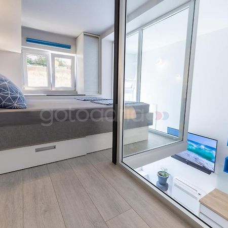Modern Duplex Studio Tommy Макарска Экстерьер фото