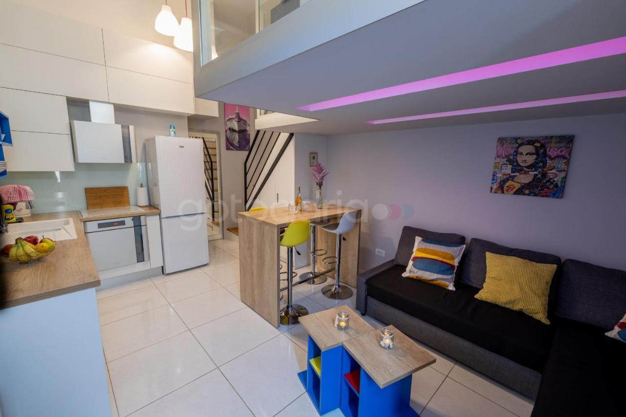 Modern Duplex Studio Tommy Макарска Экстерьер фото