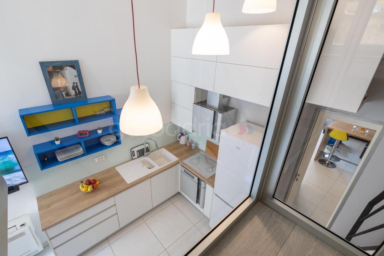 Modern Duplex Studio Tommy Макарска Экстерьер фото